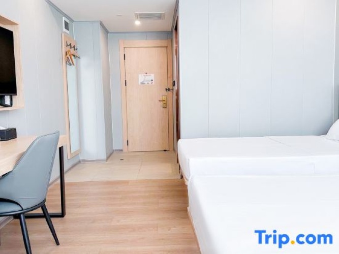 Business Twin room