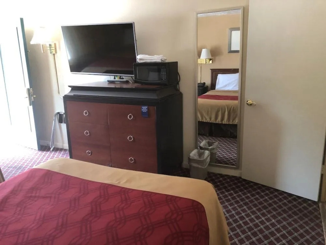 BayFront Inn