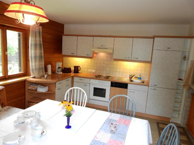 5 Bedrooms Double Cottage