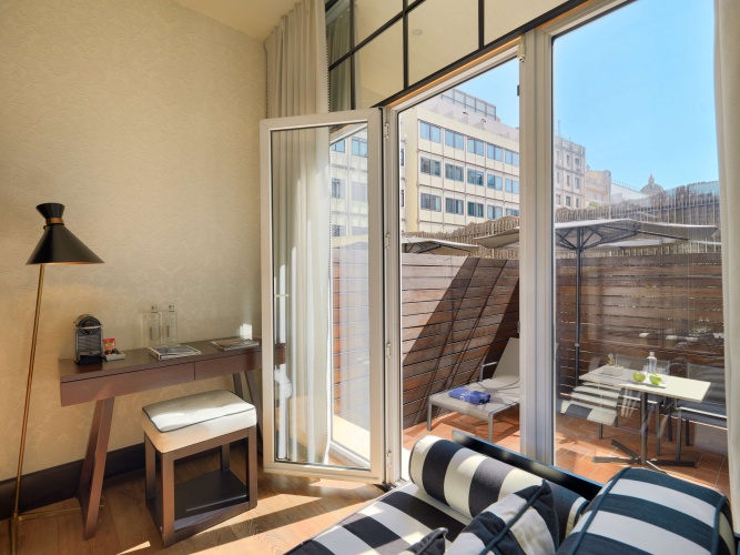 H10 Catalunya Plaza Boutique Hotel photo 9