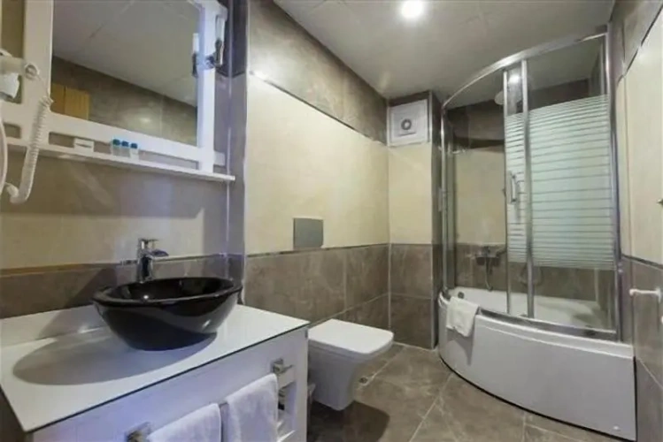 Standard Suite