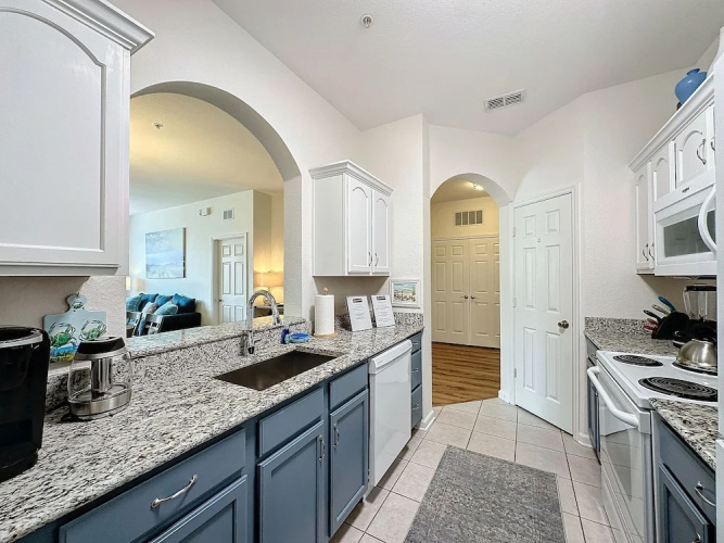 Summer Dreams 3 Bed Condo in Windsor Hills