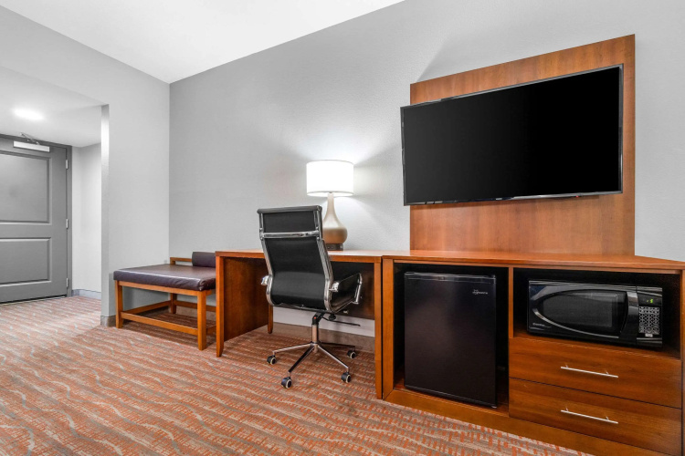 Comfort Suites Jackson I-40