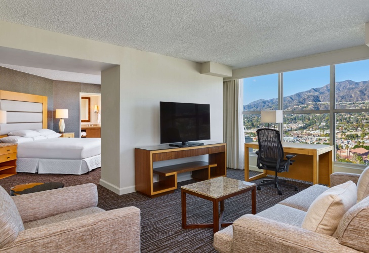Hilton Los Angeles North/Glendale & Executive Meeting Center photo 7