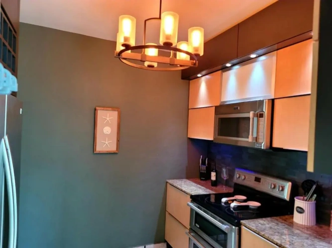 3 Bedrooms Apartment