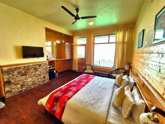 Premium Double room with balcony and with mountain view