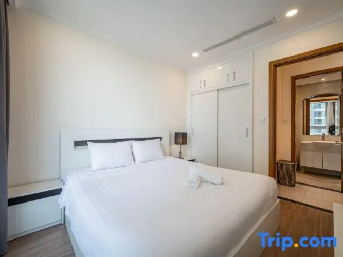1 Bedroom Apartment with balcony
