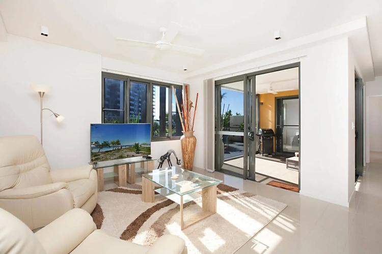 Saltwater Suites