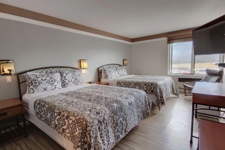 Premium Quadruple room with mountain view