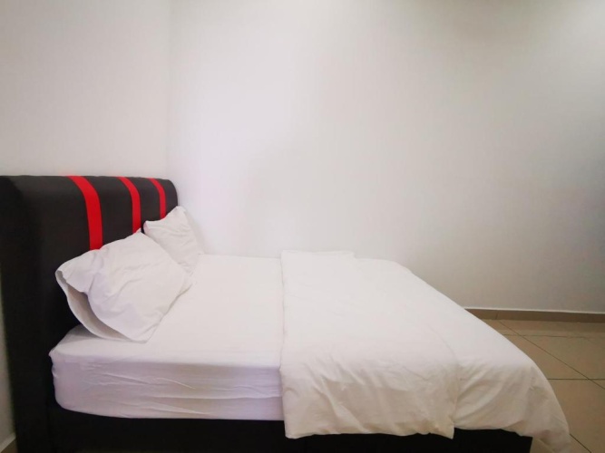 3 Bedrooms Apartment