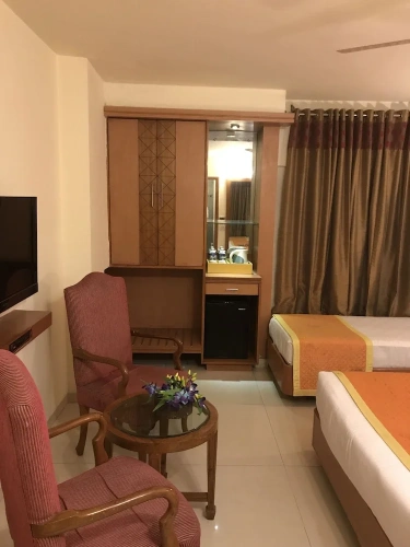 Royal room