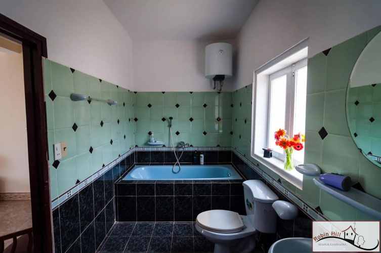 Robin Hill Guesthouse
