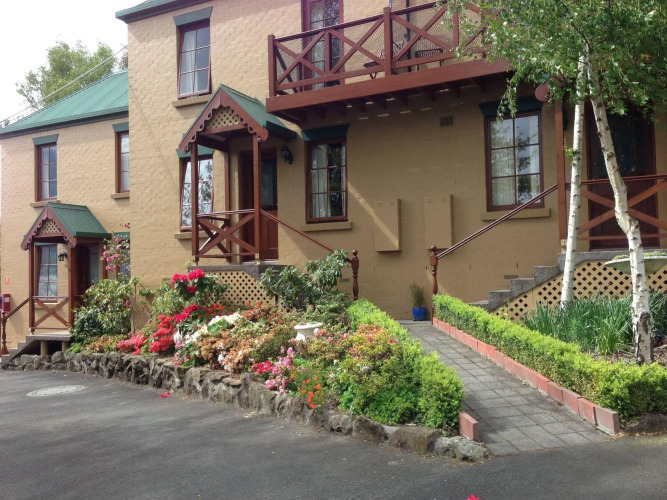 Hideaway on George Over view