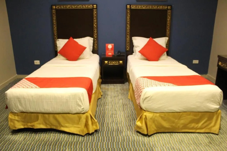 OYO 102 Tobal Al Hamra Hotel Apartments
