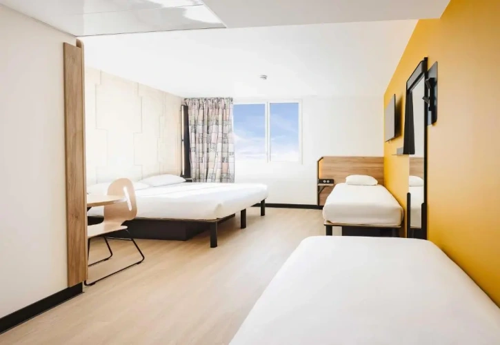 Standard Quadruple room