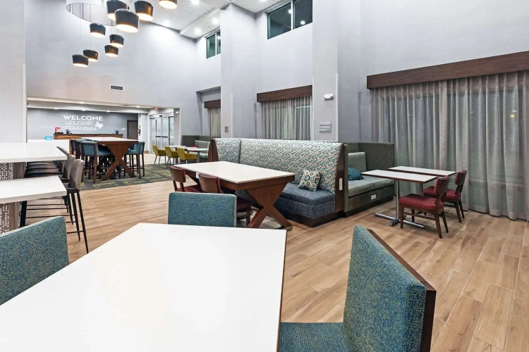 Hampton Inn & Suites Canyon