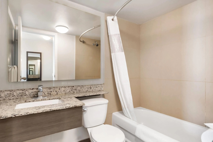 Best Western Airdrie photo 9