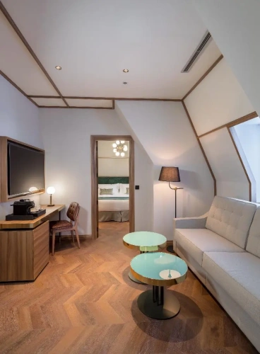 Standard Suite