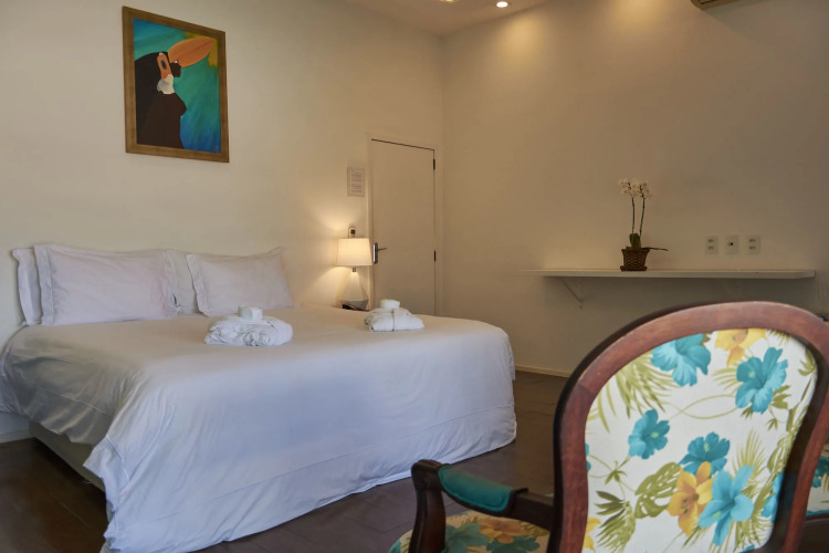 Le Relais de MarambaiaOver view