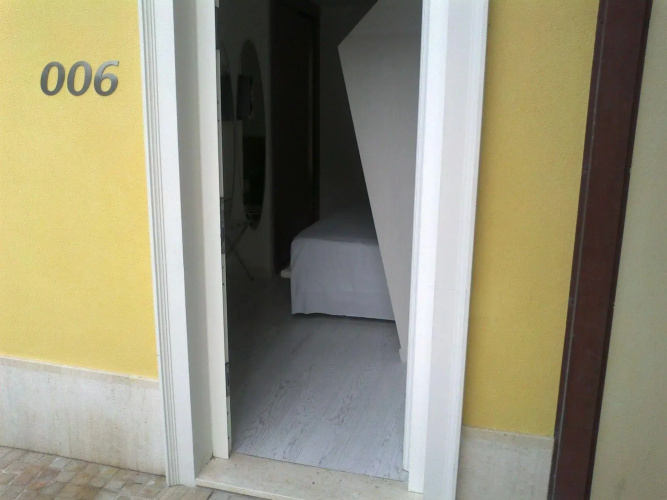Life Hotel