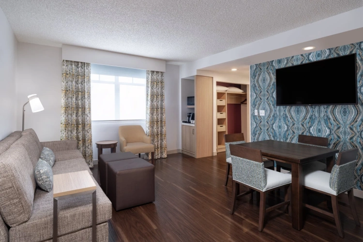 1 Bedroom Double Suite with balcony