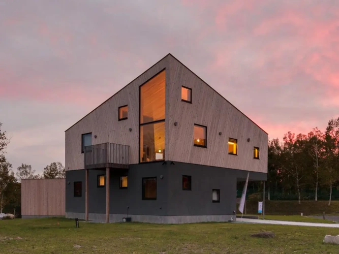 3 Bedrooms Sextuple Cottage
