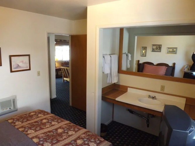 Gull Lake Lodge