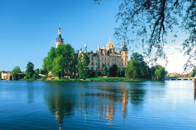 Apartment in Schwerin Near Neumuhler See