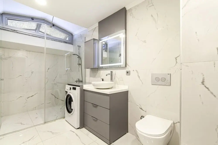 Fully Furnished Flat With Balcony in Sisli