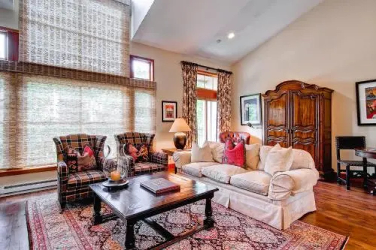 Meadows Townhome M2