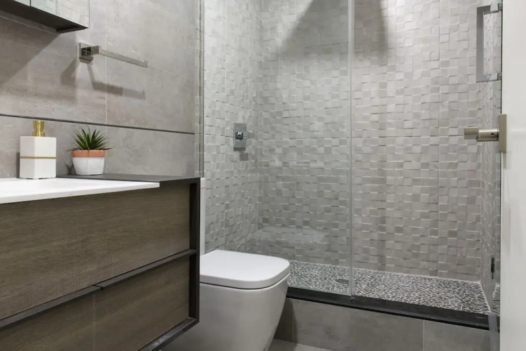 75-4c New Duplex 3BR W D Elevator Walk to C Park