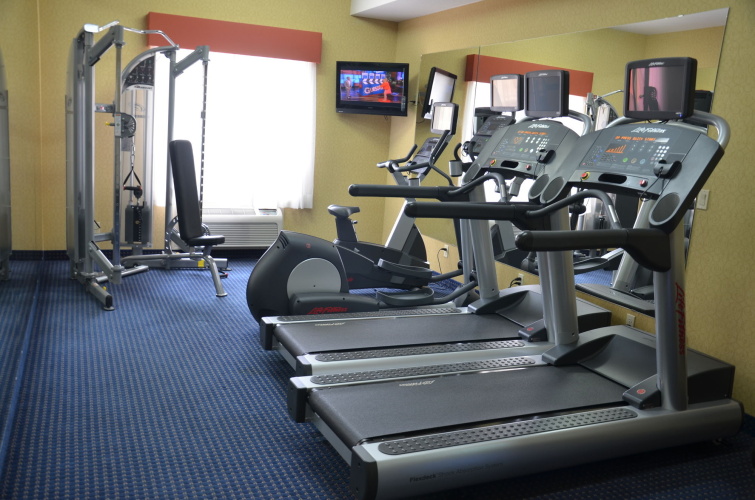 Holiday Inn Express & Suites Hinton photo 26