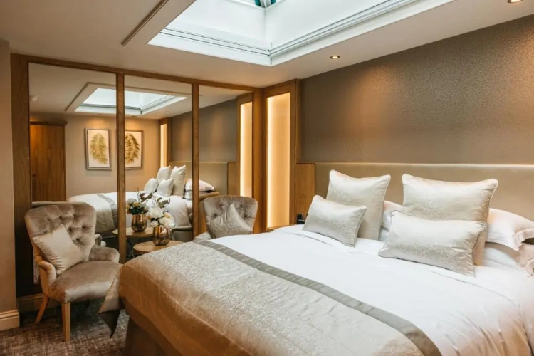 Standard Double Basement room