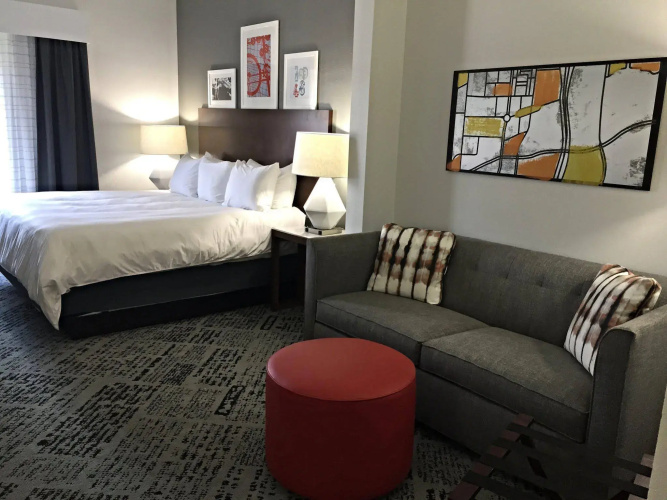 Pace Hotel Addison
