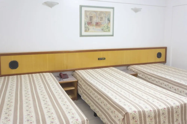 Standard Twin Apartment