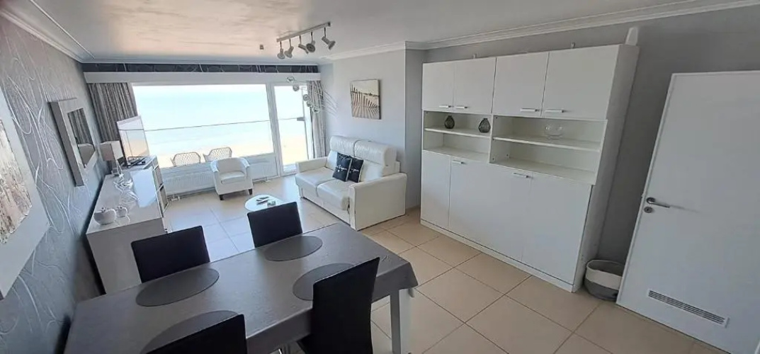 Modern Studio with Beautiful Sea View - 9th Floor
