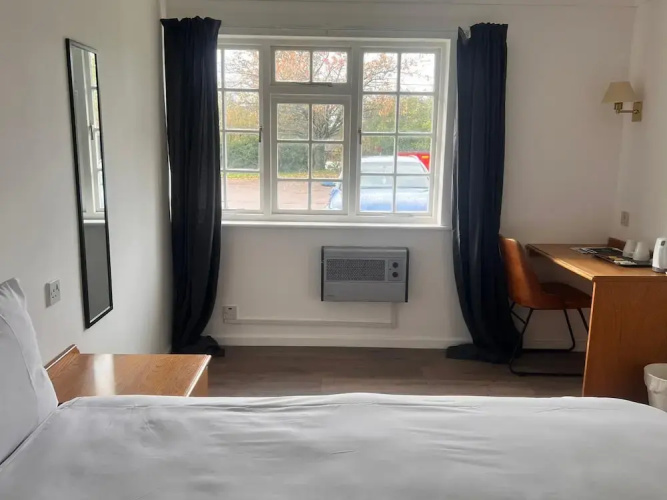 Rivenhall End Hotel