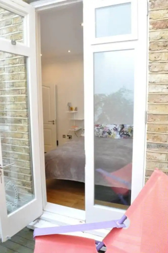 Modern 1 Bedroom Flat in Highbury