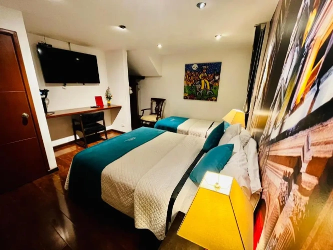 Standard Triple room