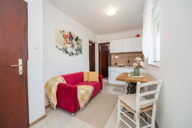 1 Bedroom Apartment with balcony