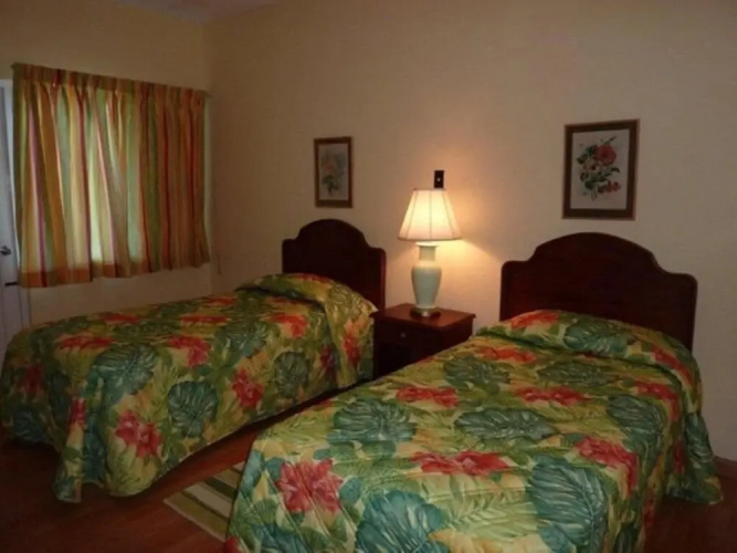 Miramar Villa