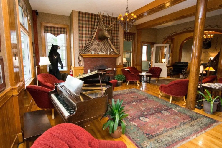 The Rangeley Inn