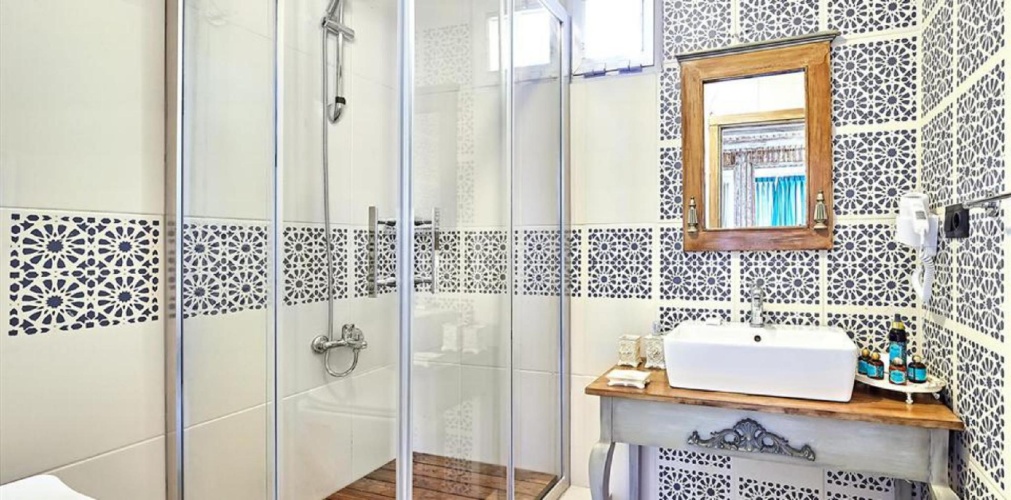 Deluxe Double Suite