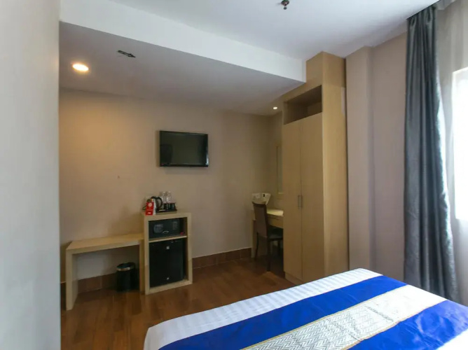 OYO 254 Metro Hotel