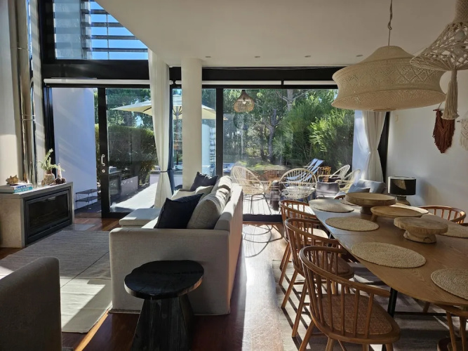 Tr ia Beach House With Pool