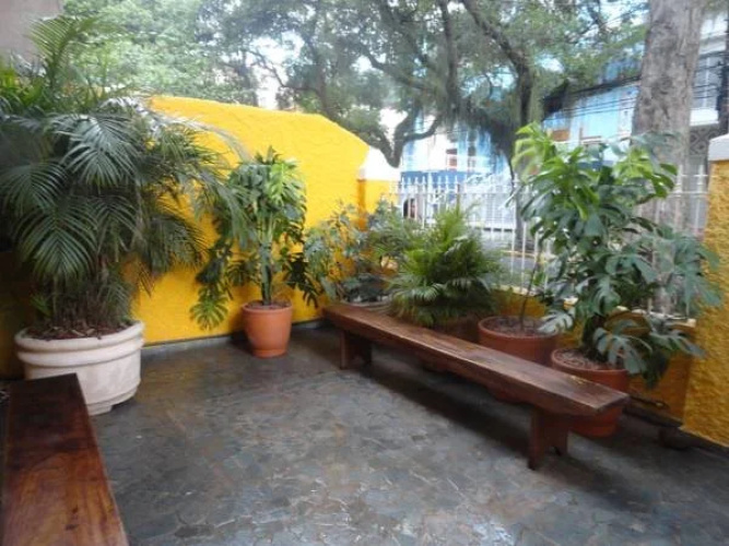 Samba Green Hostel