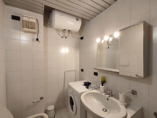Genova Business Homes