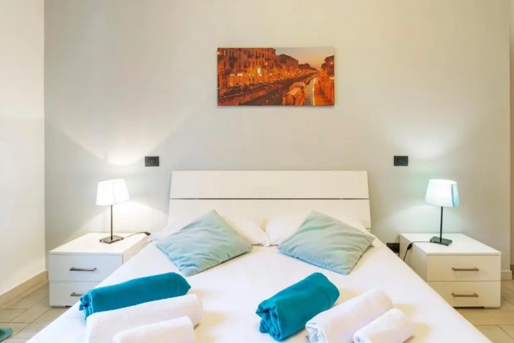 3 Bedrooms Apartment