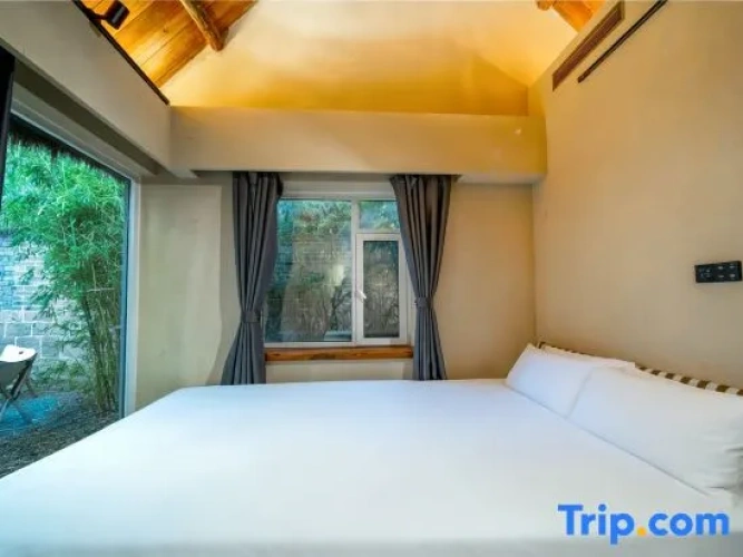 2 Bedrooms Suite