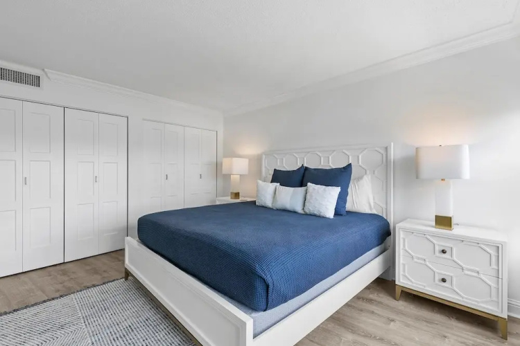 Surfside 219